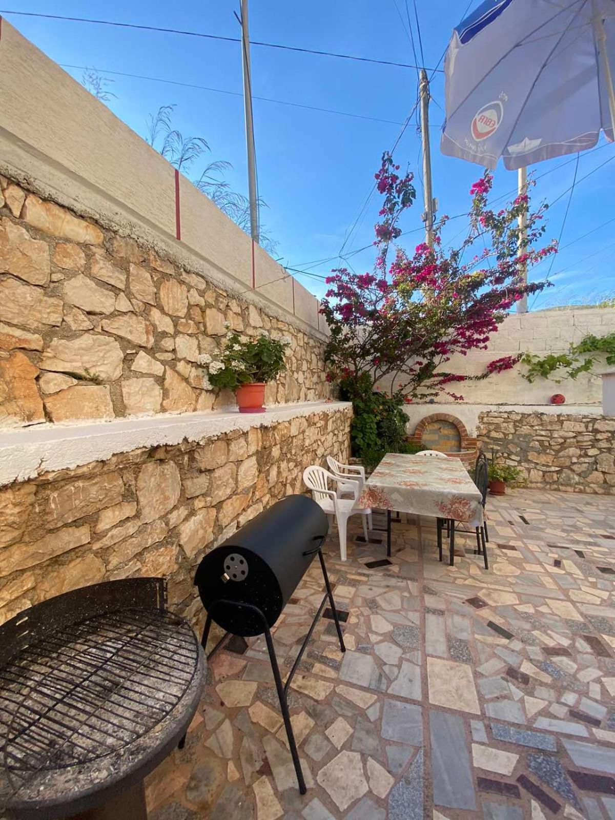 Mariana Apartments Sarandë Exterior foto